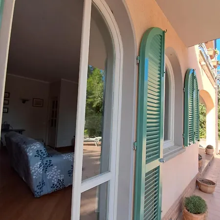 Biancolilla House *