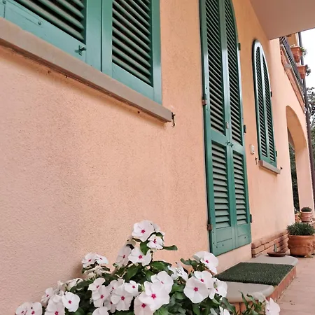 Biancolilla House